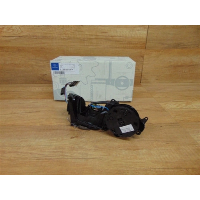 Mercedes A Class Dış Ayna Elektrikli Isıtmalı Astarlı Sağ 1997-2003 (Oem No:  A1688101476)