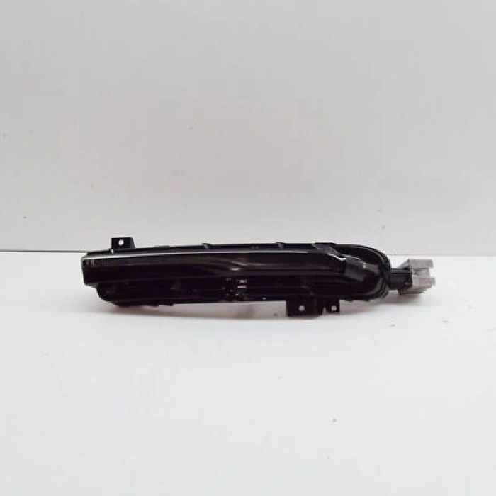 Volvo V40 Gündüz Farı Ledli Sağ 2012-  (Oem No:  31290579)