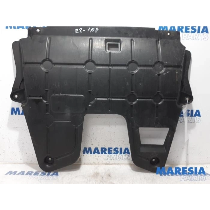 Fiat Panda Karter Muhafaza Plastiği 2012-  (Oem No:  51845402)