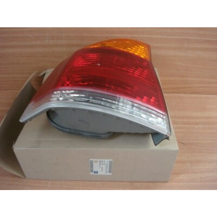 Opel Vectra Arka Stop Sarı Sınysedan Sol 2002- (Oem No:  93174902)