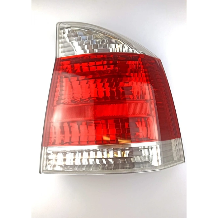 Opel Vectra Arka Stop Beyaz Sedan /Hatchback Sağ 2002-2008 (Oem No:  93175446)