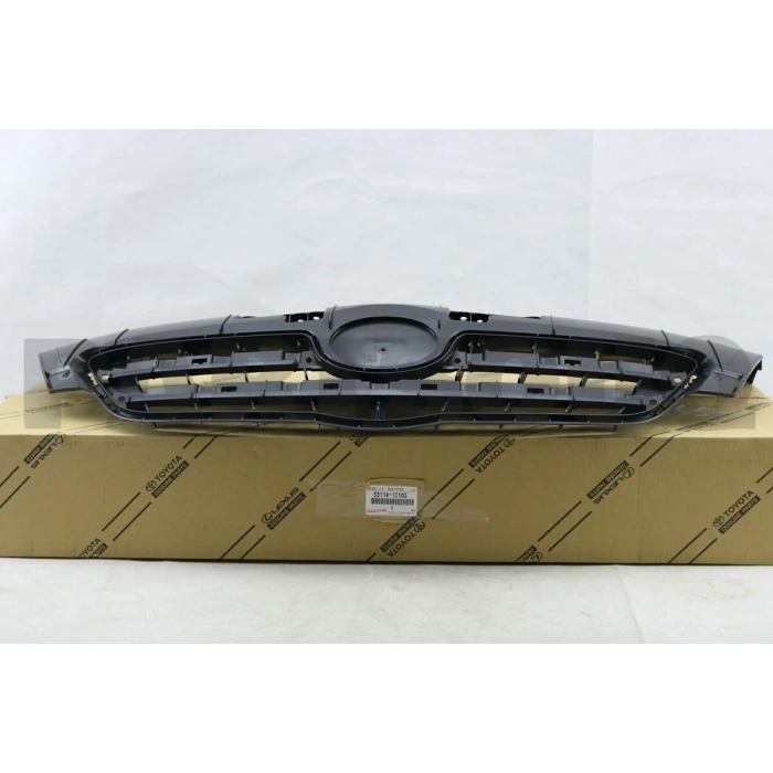 Toyota Corolla Ön Panjur Nikelaj Bandı 2008 (Oem No:  5311412100)