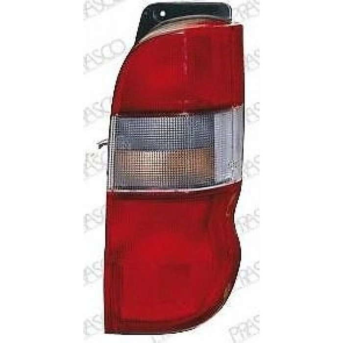 Toyota Hiace Arka Stop Sağ 1995-2005 (Oem No:  8155026130)