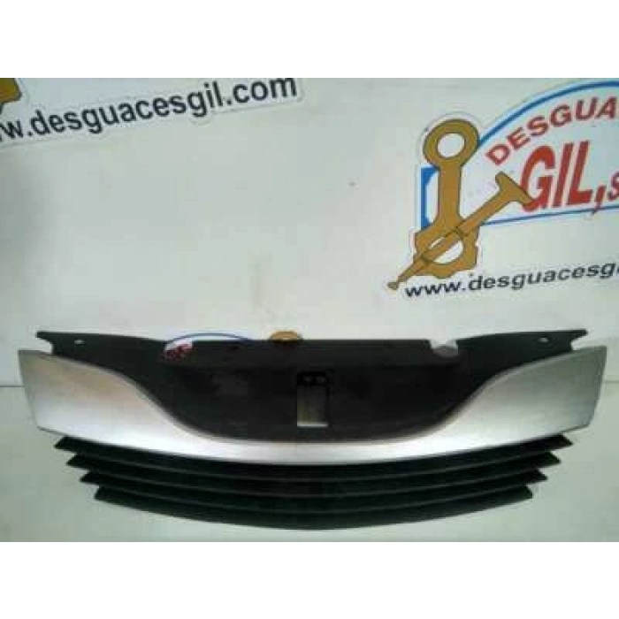 Renault Laguna Ön Panjur 2001  (Oem No:  8200390126)