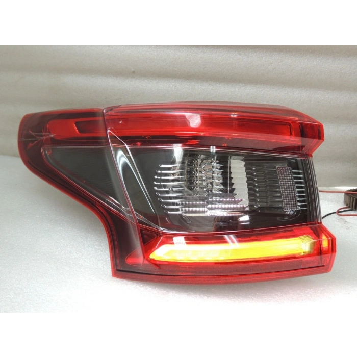 Nissan Qashqai Arka Stop Ledli Sol 2017- (Oem No:  26555-Hv00A)