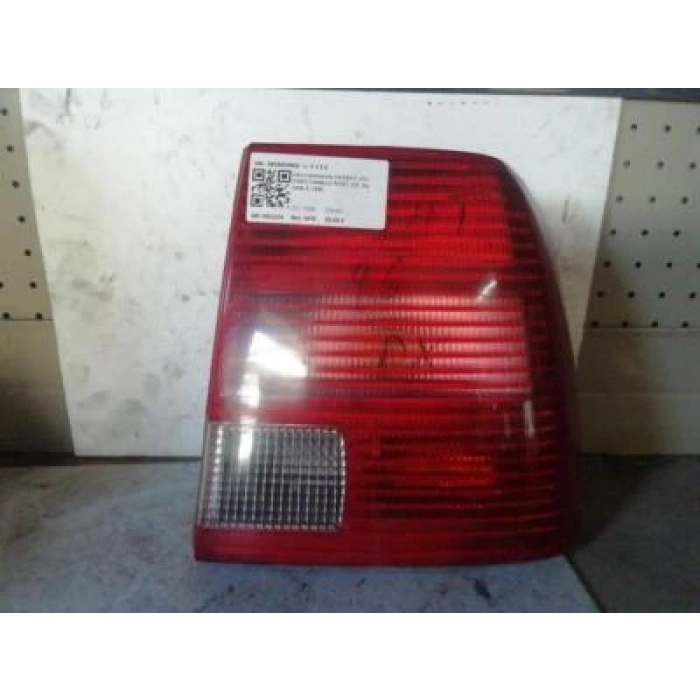 Volkswagen Passat Arka Stop Sağ 1997-2000 (Oem No:  3B5945096G)