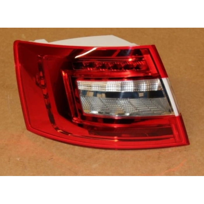 Skoda Octavia Arka Stop Sedan Sol 2016- (Oem No:  5E5945111B)