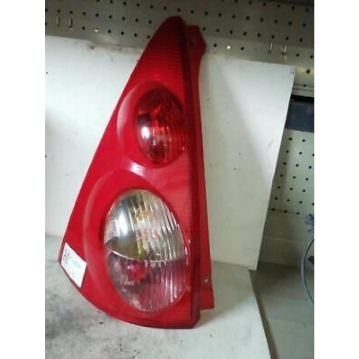 Peugeot 107 Arka Stop Sol 2005-- (Oem No:  6350X6)