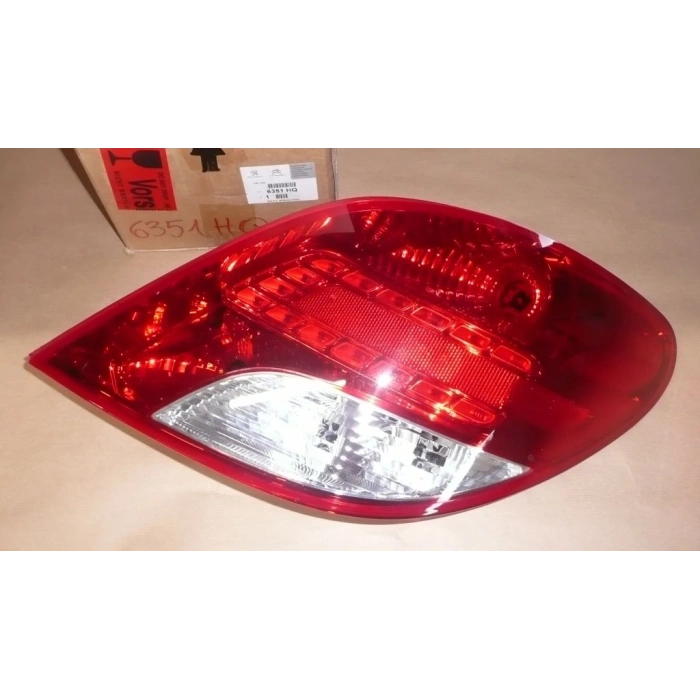 Peugeot 207 Arka Stop Ledlı Hatchback Sağ 2009-  (Oem No:  6351Hq)