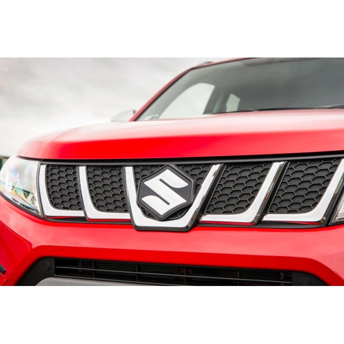 Suzuki Vitara Ön Panjur Nikelaj 2015- (Oem No:  72110-60R00-Bvw)