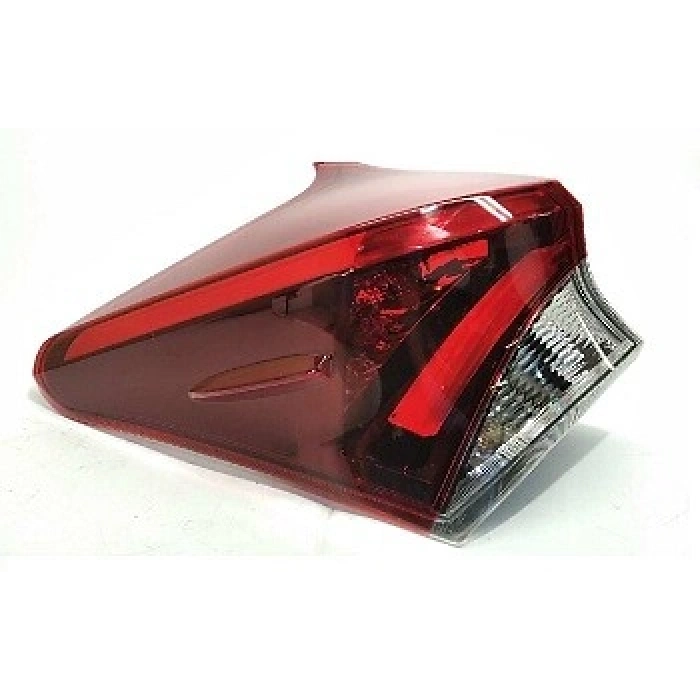 Toyota Auris Arka Stop Ledlı Sol 2015- (Oem No:  81561-02A61)