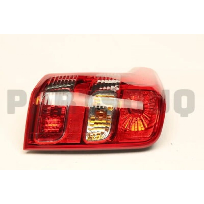 Mitsubishi L200 Arka Stop Sisli Sol 2014- (Oem No:  8330A945)