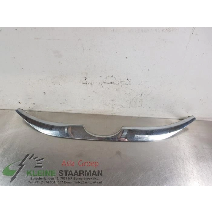 Hyundai İx35 Ön Panjur Bandı Nikelaj 2009-  (Oem No:  863522Y000)