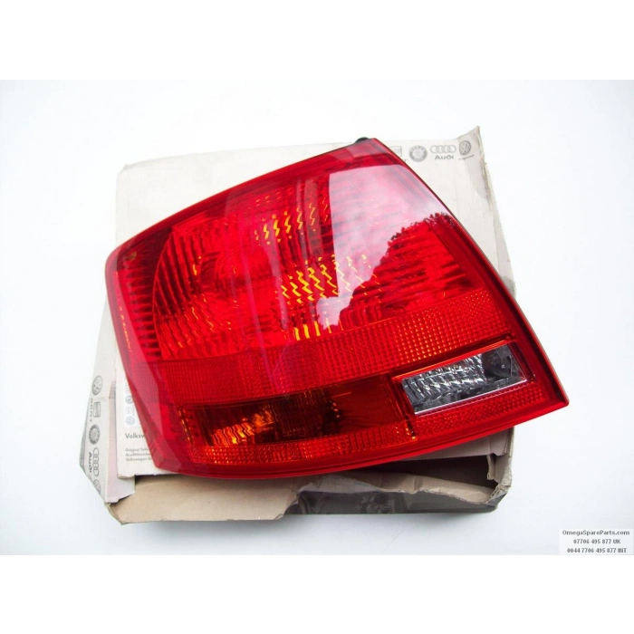 Audi A4 Arka Stop Station Wagon Sol 2005 2007  (Oem No:  8E9945095E)