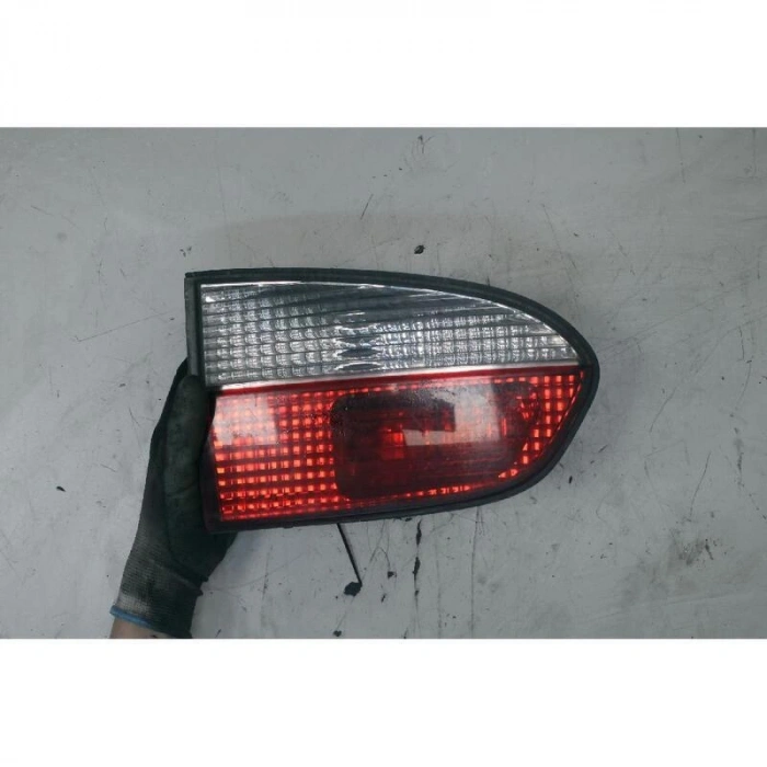 Hyundai Starex Arka Stop İç Sol 2000 (Oem No:  924054A511)