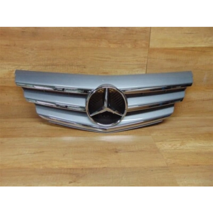 Mercedes B Class Ön Panjur Nikelaj Gri 2009- (Oem No:  A1698802083)