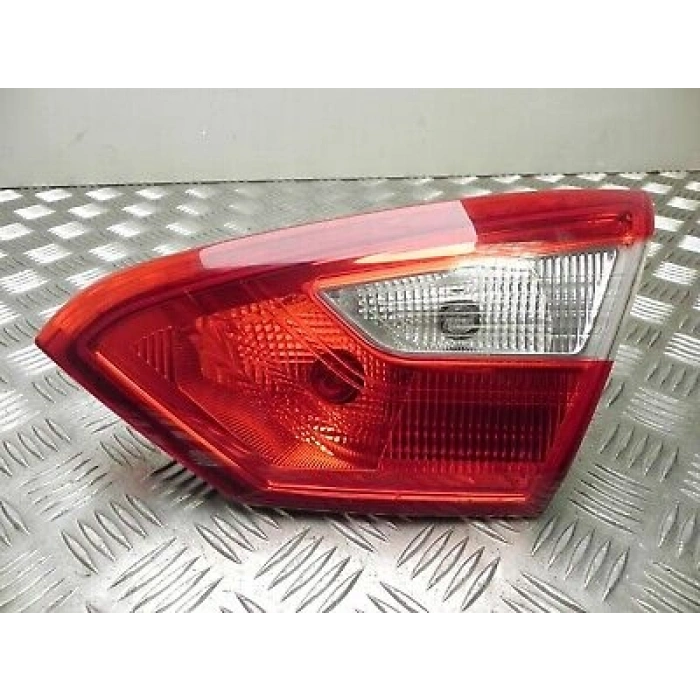 Ford Focus Arka Stop İç Sedan Sağ 2011-2014 (Oem No:  Bm5113A602Ad)