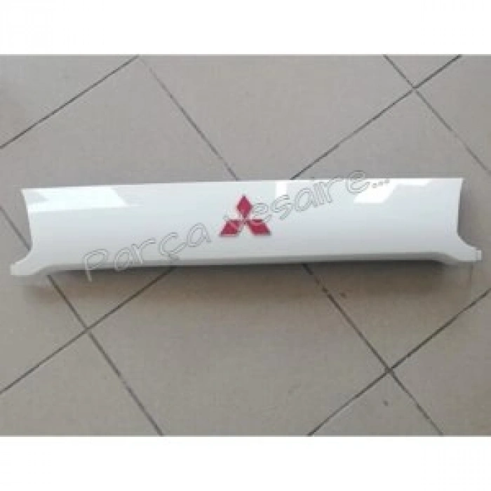 Mitsubishi L300 Ön Panjur Astarlı 2003-- (Oem No:  Mr606737)