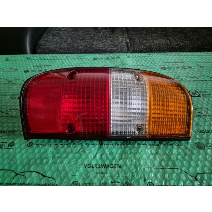 Ford Ranger Arka Stop Sağ 1999-2001 (Oem No:  Xm3413B505Cb)