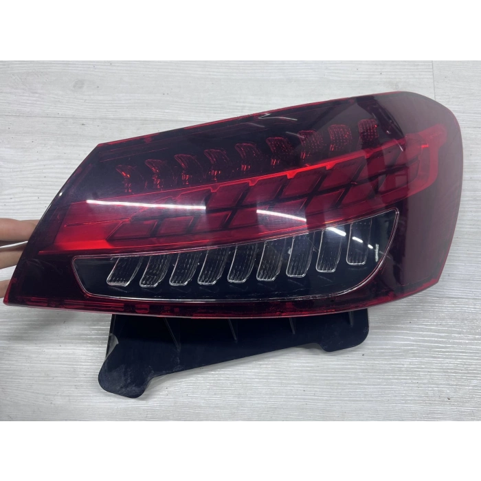 Mercedes E Class 2016- Stop Lambası İç Sol  (Oem No:A2139068305)