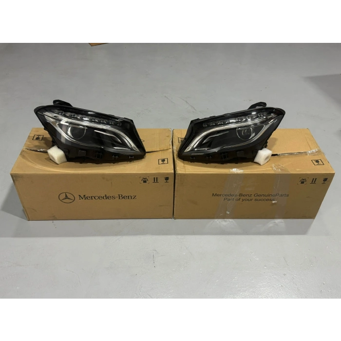 Mercedes 156 2012- Far Sağ  (Oem No:A1569063200)