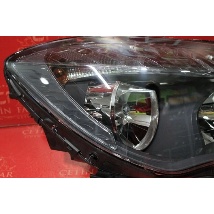 Mercedes 117 2012-2018 Stop Lambası Sağ  Led`Lı (Oem No:A1179060401)