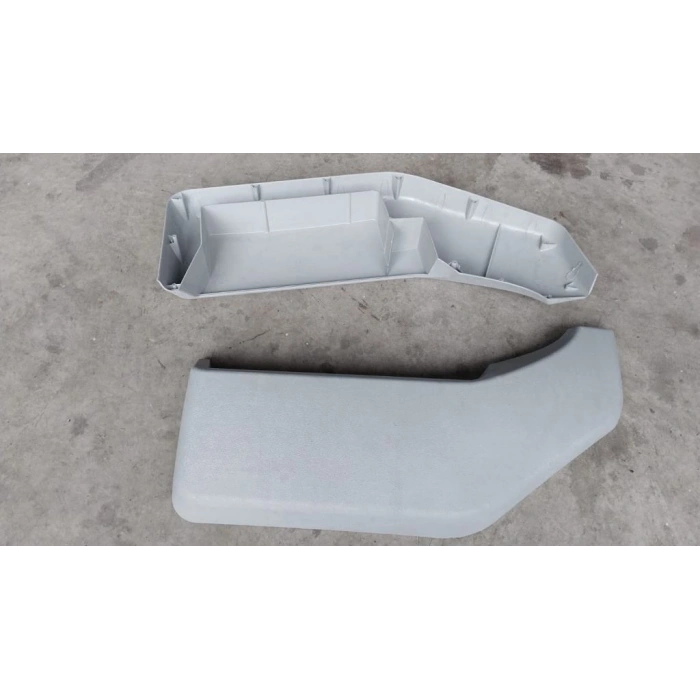 Volkswagen Transporter- T4- 1996-2001; Ön Kapı Cebi Sol Gri Oem No: (701867131)