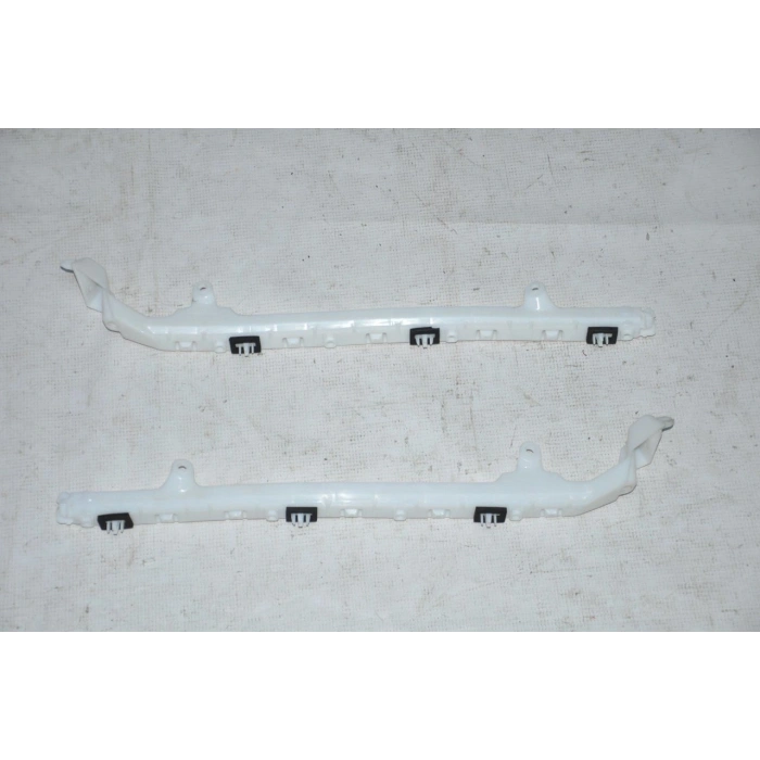 Nissan Qashqai Arka Tampon Braketi Üst2010- (Oem No:  85222Jd00A)