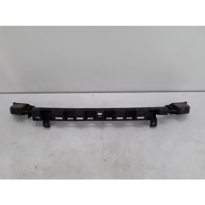 Dacia Logan Mcv Arka Tampon Demiri 2008- (Oem No:  8200832180)