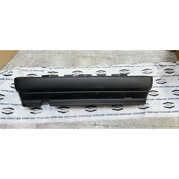 Fiat Uno Arka Tampon 1989-1995 (Oem No:  181425280)