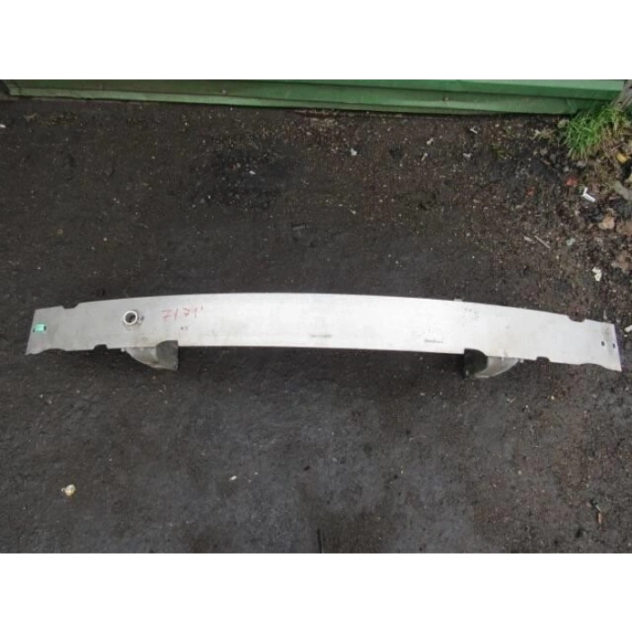 Mercedes C Class Ön Tampon Demiri Alümunyum 2007-- (Oem No:  A2046203534)