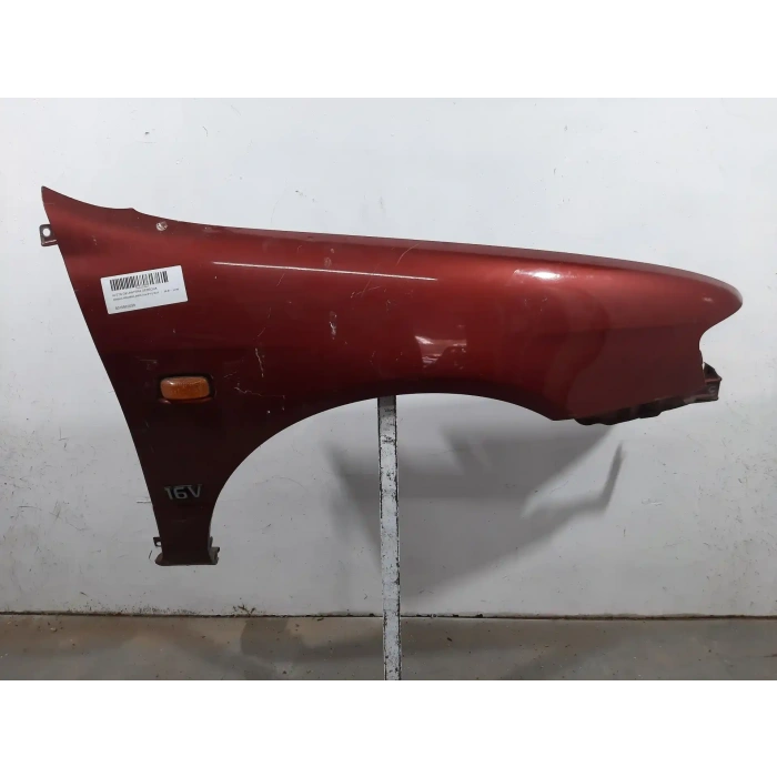 Nissan Primera Ön Çamurluk Sağ 1996-1999 (Oem No:  631002J030)