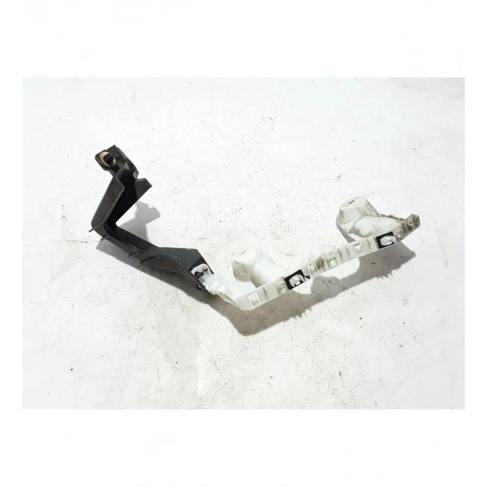 Renault Megane Arka Tampon Braketi Alt Hatchback Sağ 2016- (Oem No:  852248678R)