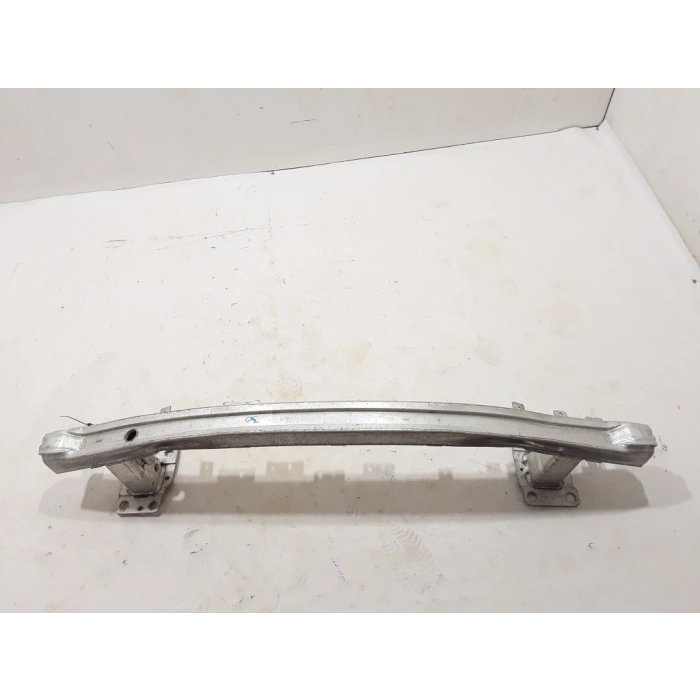 Renault Scenic Ön Tampon Demiri Alümunyum 2009 (Oem No:  752100015R)