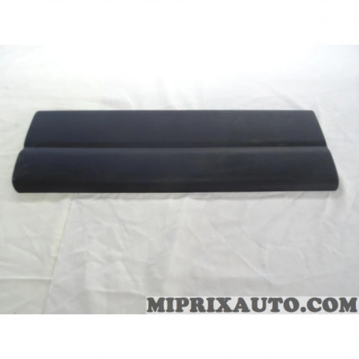 Renault Master- 2- 2004-2010; Arka Bagaj Kapağı Bandı Sağ (Tw) Oem No: (8200653837)