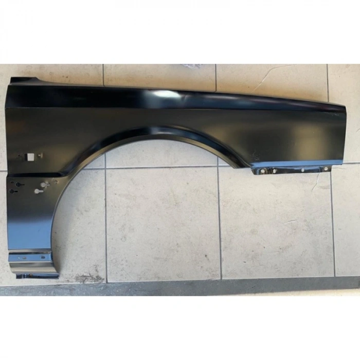 Renault  R21   Concorde/Manager- 89-1996  Ön Çamurluk Sağ Sinyal Ve Band Delikli (Oran) Oem No: (7751647768)