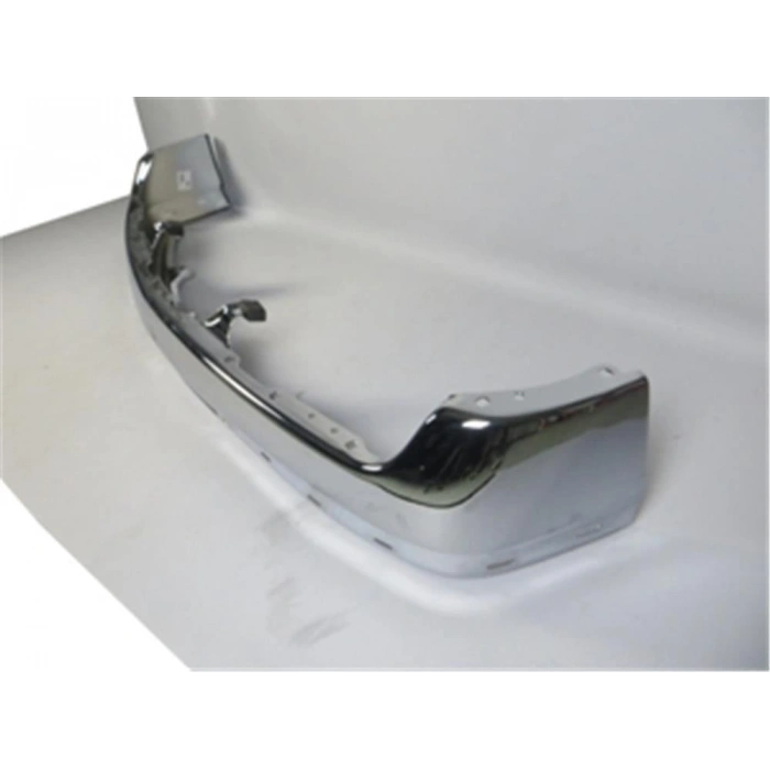 Chevrolet Sılverado- 1999-2002; Ön Tampon Nikelajlı Oem No: (12472946)