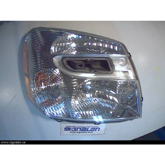 Chevrolet Equınox- 2005-2006; Far Lambası Sağ Manuel Sarı Reflektörlü (Eagle Eyes) Oem No: (5490195)