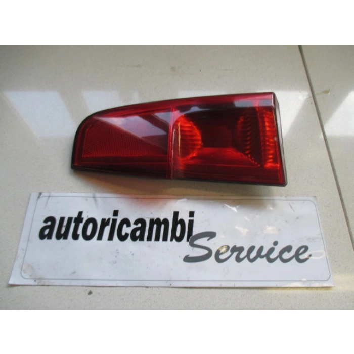 Opel Vectra Arka Kapı Bandı Astarlı  Sol 1999- (Oem No:  5172147)