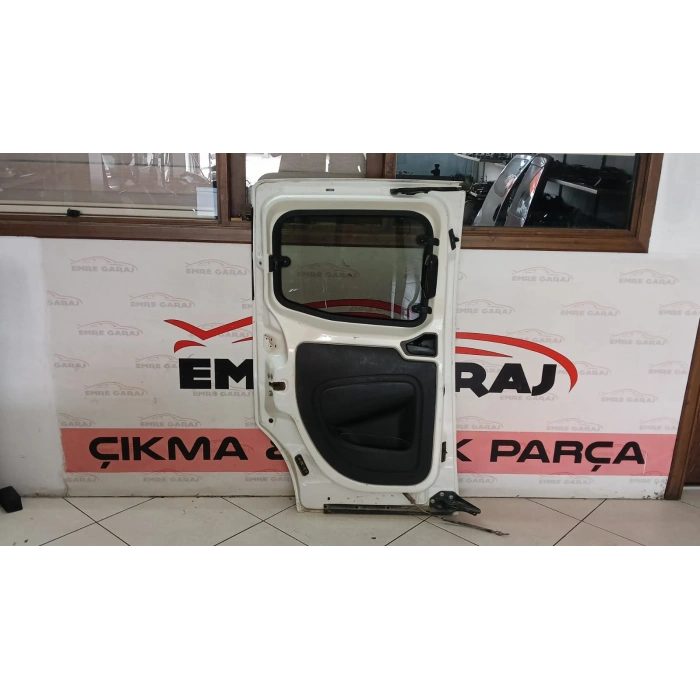 Peugeot Bıpper-  2008 2017  Sürgülü Kapı Komple Sol (Oem No:1353059080)