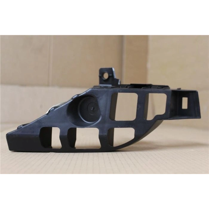 Seat Leon Arka Tampon Braketi Sağ 2012-  (Oem No:  5F0807378)