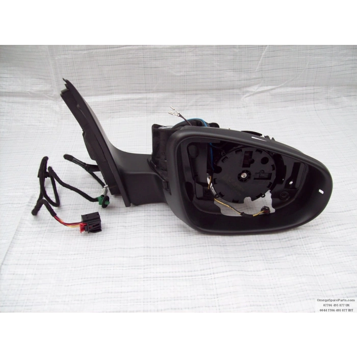 Vw Golf6 2010-2013 Dış Dikiz Aynası Sağ Astarlı Kapaklı (Oem No:5K0857508Ad)