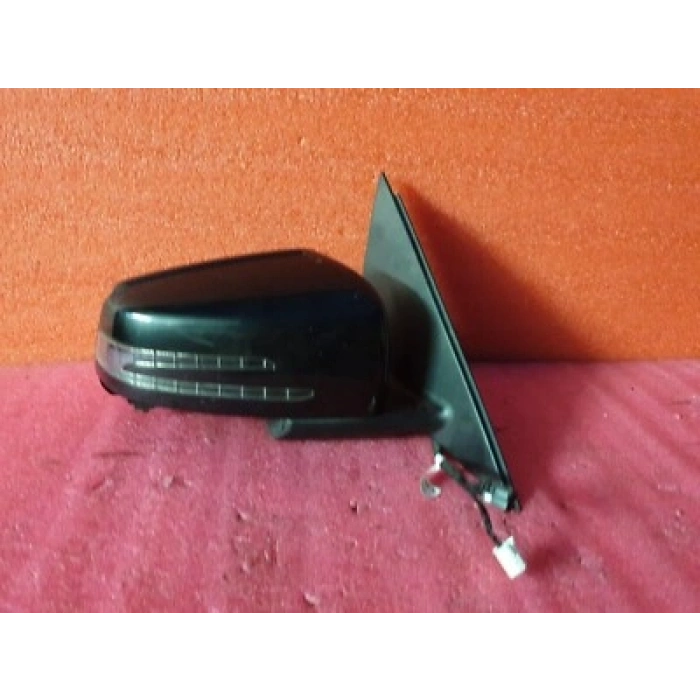 Mercedes 204 2010-2013 Dış Dikiz Aynası Sağ Elektrikli Isitmali Hafizali Kör Noktali (Gövde) (Oem No:A2048103876)
