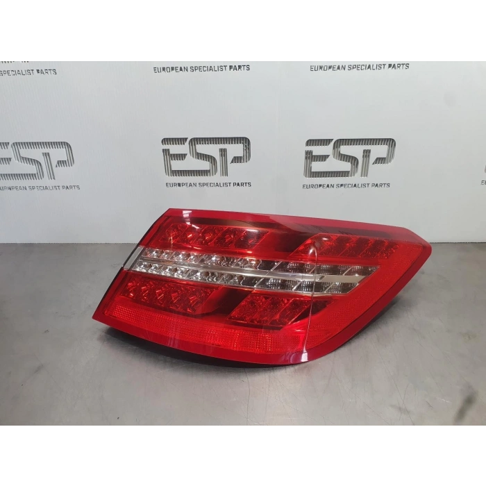 Mercedes E-Class Coupé (C207) 1997-2000 Stop Lambası Stop- -Benz E-Class (C207) Sağ (Oem No:A2078200264)