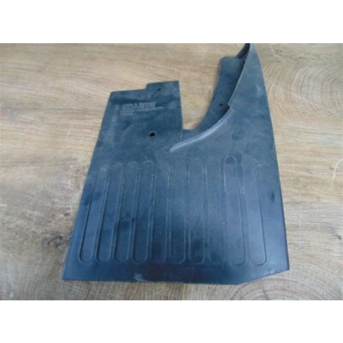 Mercedes Sprt.312,313,Lt35 Om.611-602 1995-2006 Paçalık Ön Sağ  (Oem No:A9018820405)