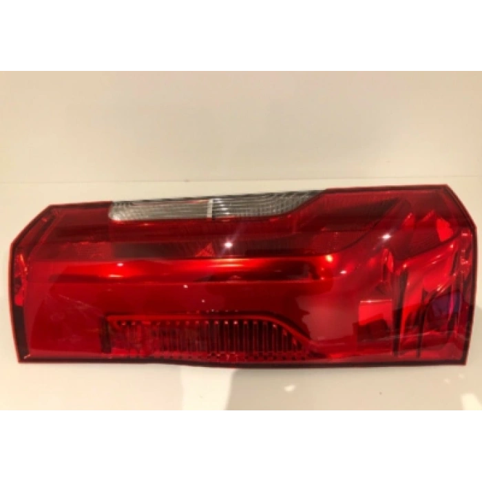 Mercedes W907-910-Sprinter 2018- Stop Lambası Sol Duysuz (Oem No:A9108200000)