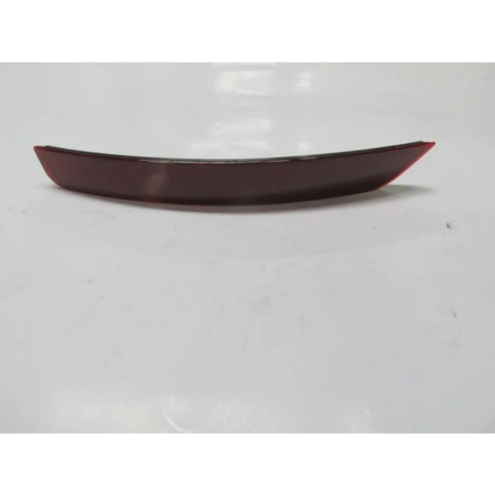 Volkswagen Golf 6 2009-2012 - Arka Tampon Reflektörü Sol Kırmızı (R Serisi) (Oem No: 5K0945105H)