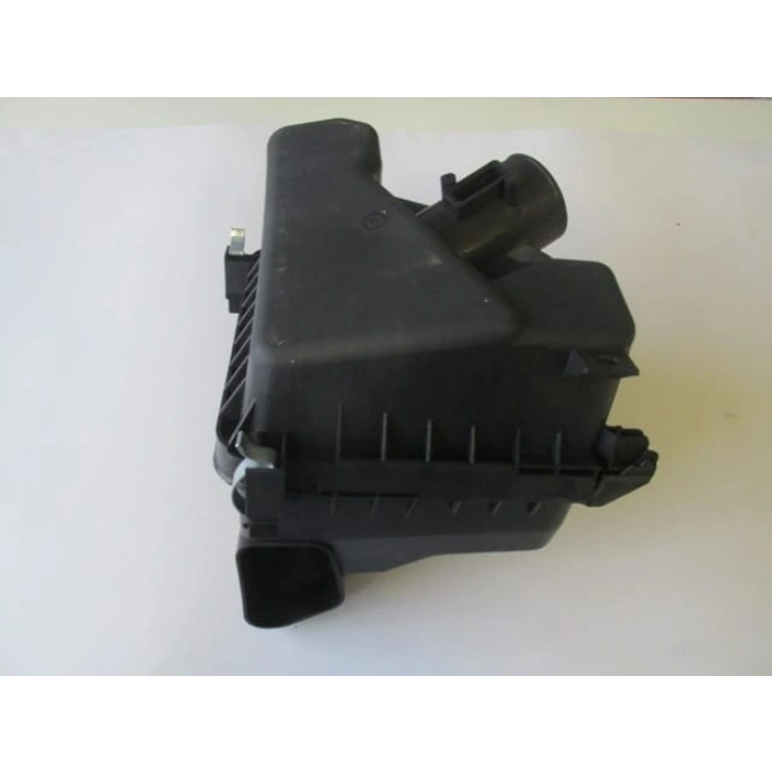 Toyota Corolla 2013-2018 Nde180- Hava Filtre Kutusu (Kabini) (Dizel Tip) (Oem No: 177010R020)