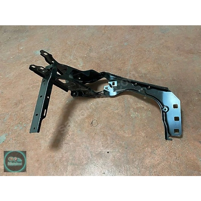 Bmw X1 - - U11 (2023 Yılında Çıkan Kasa) Ön Far Sacı Sağ (Oem No: 51648737292)