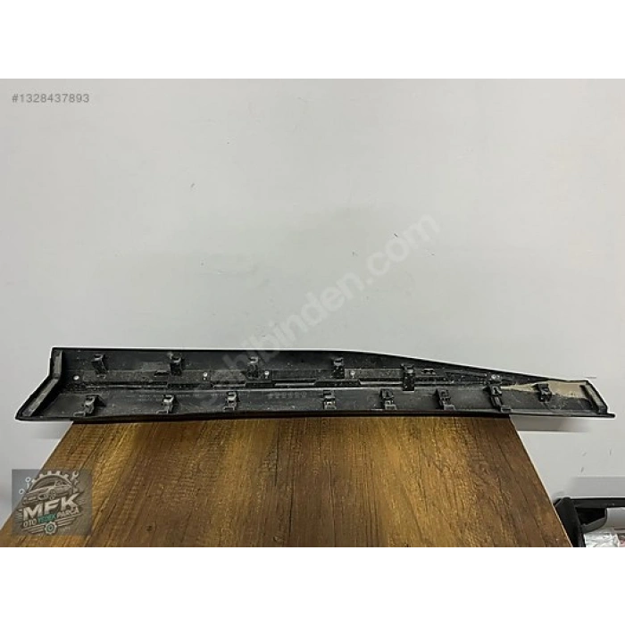 Nissan X - Trail Ön Kapı Bandı Sağ (2022 Yılında Çıkan Kasa) (Oem No: 808716Ra0B)